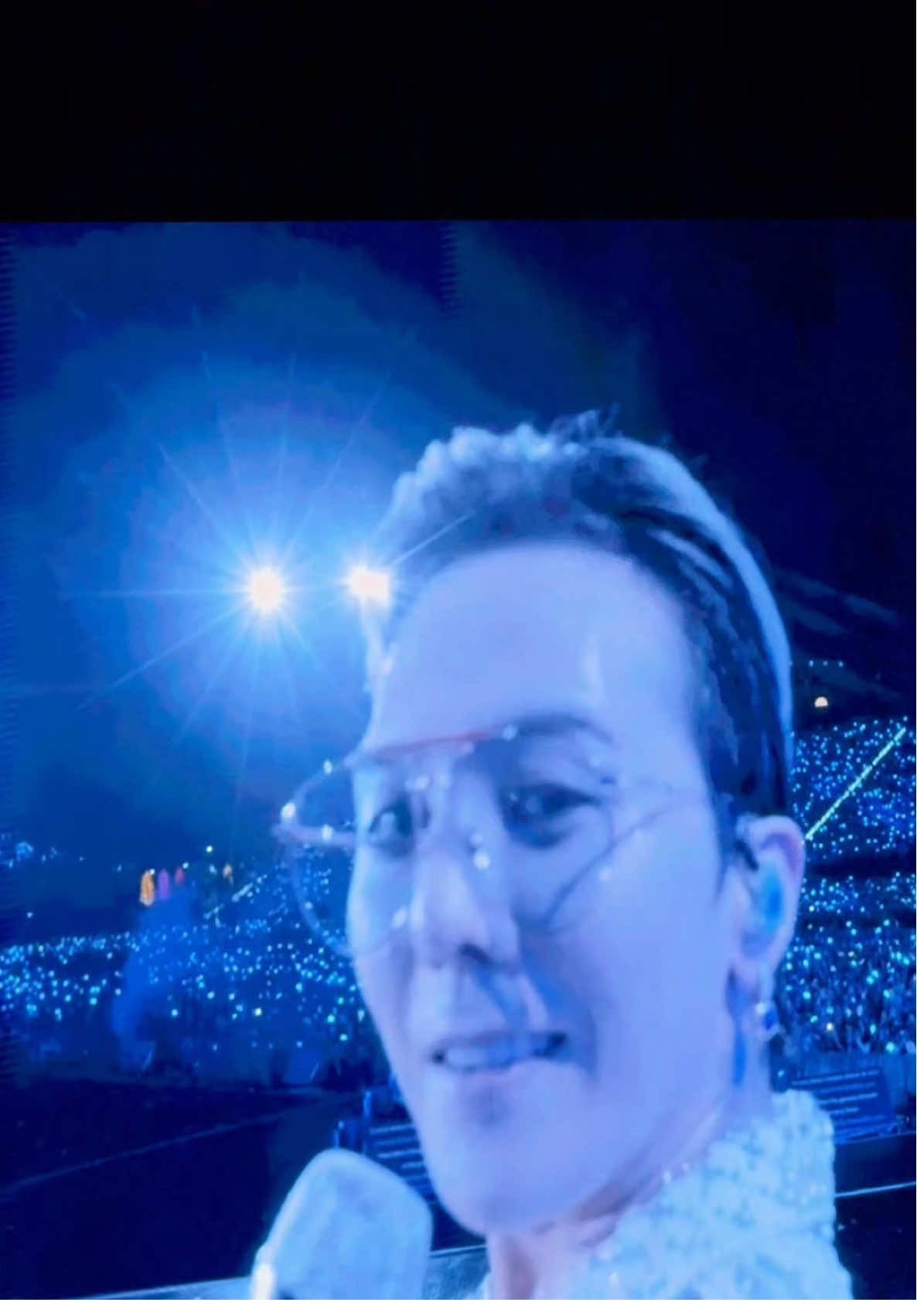 Vì đã lỡ yêu anh goyyyy 😙🫶🏻 #GDragon #GD #Kwonjiyong #BIGBANG #ubermenschworldtour #ubermenschinhanoi