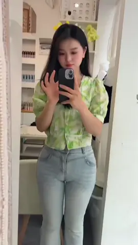 #jeans #femalecolleges #skinnyjeans #ottboutstyle