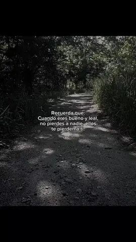 Cuando eres leal no pierdes a nadie; revelas quién nunca mereció quedarse. #lealtad #respeto #valorpropio #motivacion #crecimientopersonal 