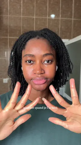 Tu exfolie ta peau ? Exfoliant Collagène  Je l’ai eu chez @finishaddict au 77788871 #tiktokmali #skincareroutine #femmenoire #hyperpigmentation #exfoliantefacial 