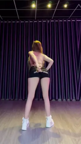 thể dục buổi sáng nào:))#sexy #tuongtac #xuhuong #dance #nhay 