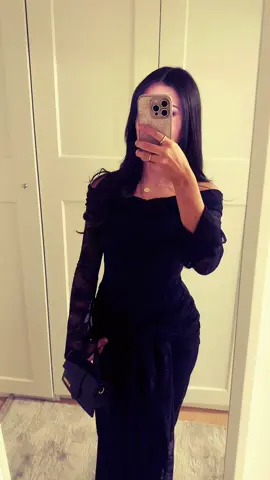 #outfit #weddingguest 