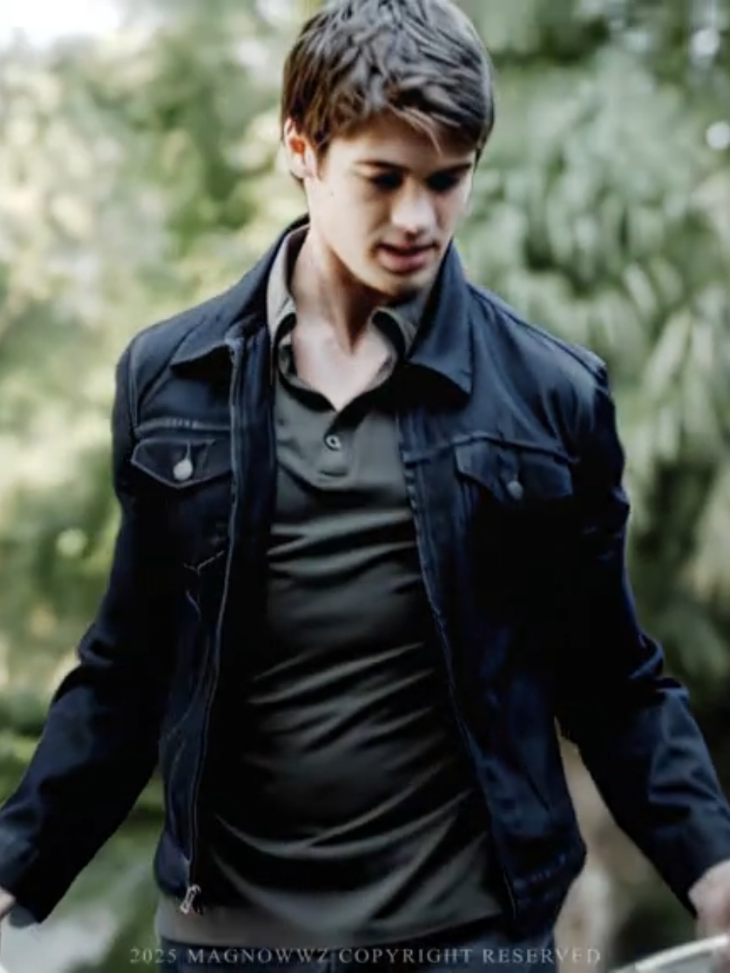 Jeremy the hunter became very strong #jeremygilbert #jeremygilbertedit #thevampirediaries #edit #fyp the vampire diaries edit