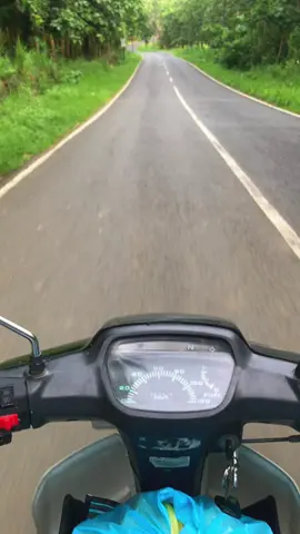 Secandu ini naik astrea.#astreagrandindonesia #astreagrand #foryou #fyp #motortua 