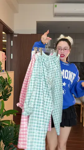 Combo 2 Bộ Đồ Ngủ Cổ Sen Hellokity