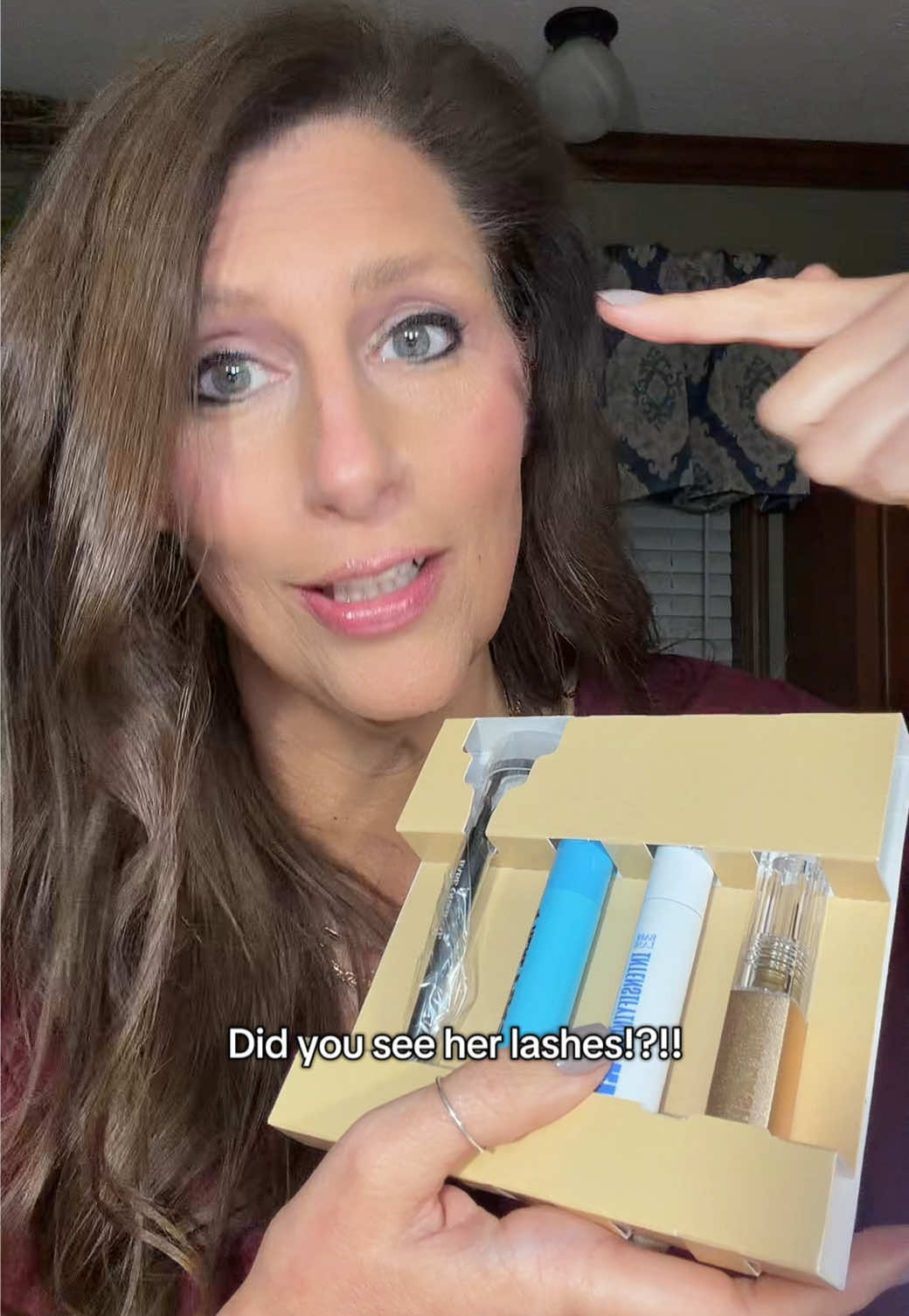 Gift yourself lashes that don’t quit 🎄 The Babe Original Lash Set is everything your makeup bag’s been missing. #TikTokShopHolidayHaul #BabeOriginal #BabeLash #makeupover40 #holidaymakeup