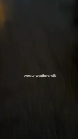 one love, two mouths... #fypシ゚ #sweaterweather #aholic #theneighbourhood 