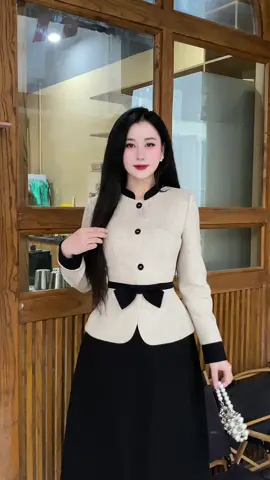 Váy thiết kế dáng A dài xẻ trước, phối dạ tiêu nơ liền siêu xinh #Vaythietke #vaycongso #vaydutiec #vayxinhmoingay🎀 #vaydathietke 