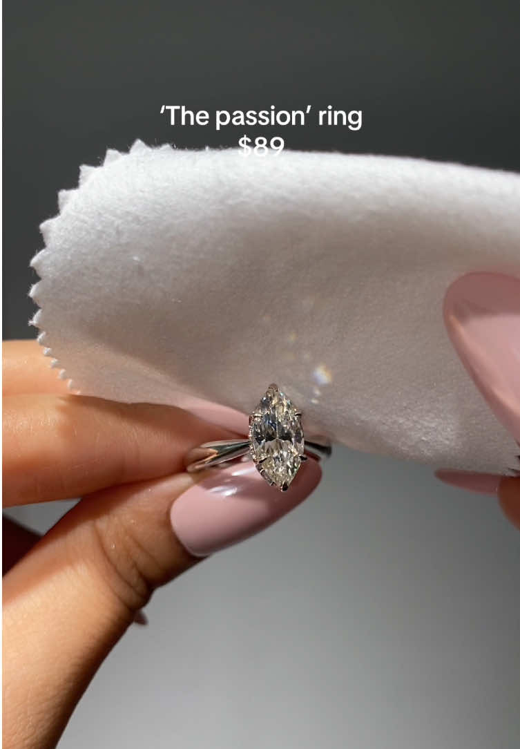 #engagementring #925sterlingsilver #rings #affordablejewelry #giftforher 