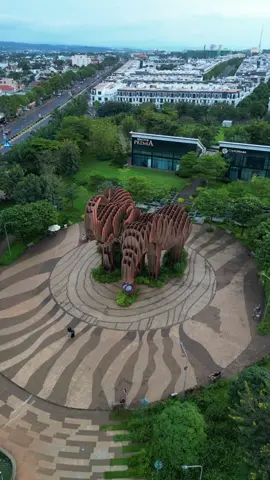 Ta cứ nghĩ mình đã đi xa, hoá ra chỉ là vòng về lại chính mình. Cuối cùng mới hiểu, mọi chuyến đi đều là hành trình tìm lại chính mình..!!#CapCut #thichlangthang42 #xuhuong #xuyenviet #dochanh 