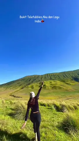 Pengen punya rumah di situ,biar setiap pagi pas buka mata langsung lihat surga nya dunia😍😍😍 #bollywoodsong #bukitteletubies 