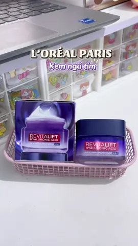 Da tui dạo này căng bóng như meso luôn á 🩷 nhờ em kem dưỡng ẩm ban đêm L’Oréal Revitalift nè! Cấp nước, dưỡng ẩm siêu tốt mà không bết rít, sáng dậy da mướt ơi là mướt 😚 #duongam #kemngutim #skincare #lorealparis