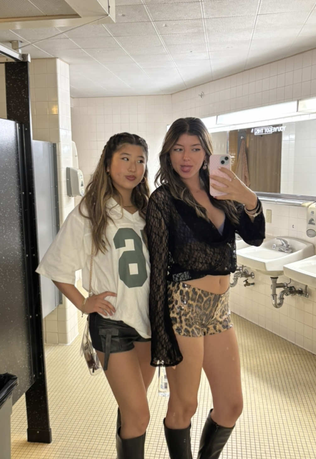 last night of miss possessive tour❤️‍🩹 #fyp #misspossessivetour #tatemcrae @ella hwang 