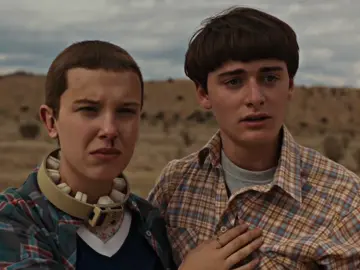 i want them both to get their happy endings so bad but i don’t think that can happen 😞 #strangerthings #byler #mileven #willbyers #elhopper 