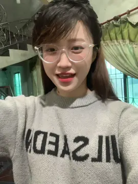mọi người cmt đi vân rep hết nè😝 #vannies_105_ #viral #xuhuongtiktok #fyp 
