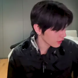 그냥약먹는얼굴인데좋느를주심.. #taesan #fyp 