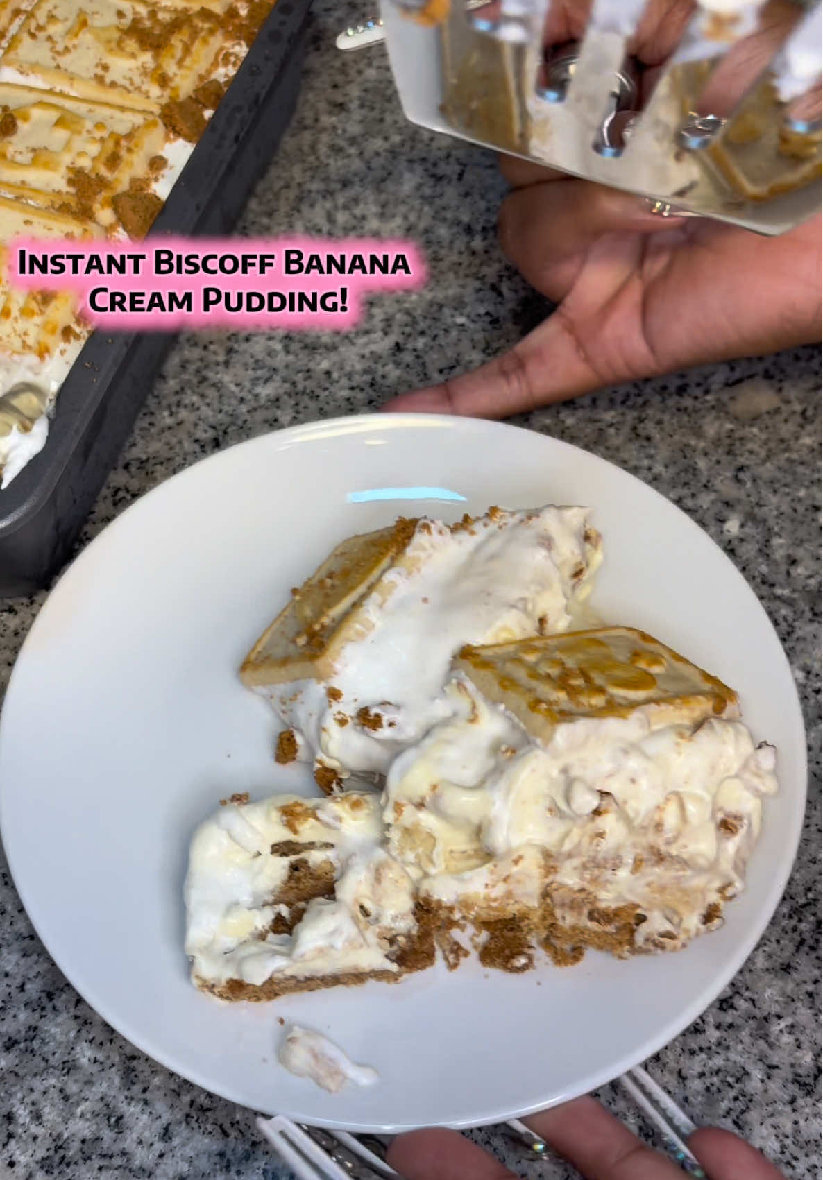 You like bananas in your banana pudding or nah??  #bananapudding #sweettreat #pudding #foodietok #dessertideas 