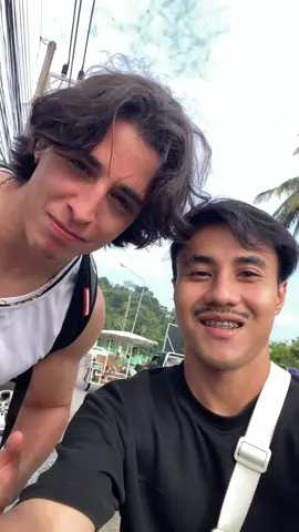 ถ้าคุณรู้จักผู้ชายคนนี้แสดงว่าคุณได้ดูอะไรบางอย่างที่เขาทำอย่างแน่นอน 55555555 