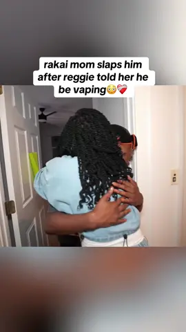 rakai mom slaps him after reggie told her he be vaping😳❤️‍🩹#rakai #2xrakai #reggie #fyp #viral 