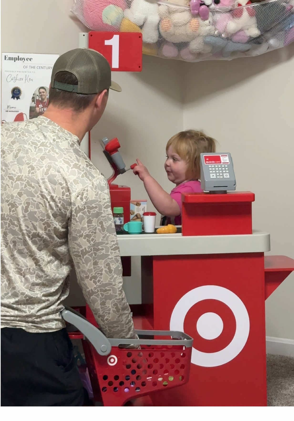 Too excited to be back! Here’s another one 🤭 WE LOVE YOU ALL #maam #cashierken #target #tiktok #fyp @Cashier Ken @target 