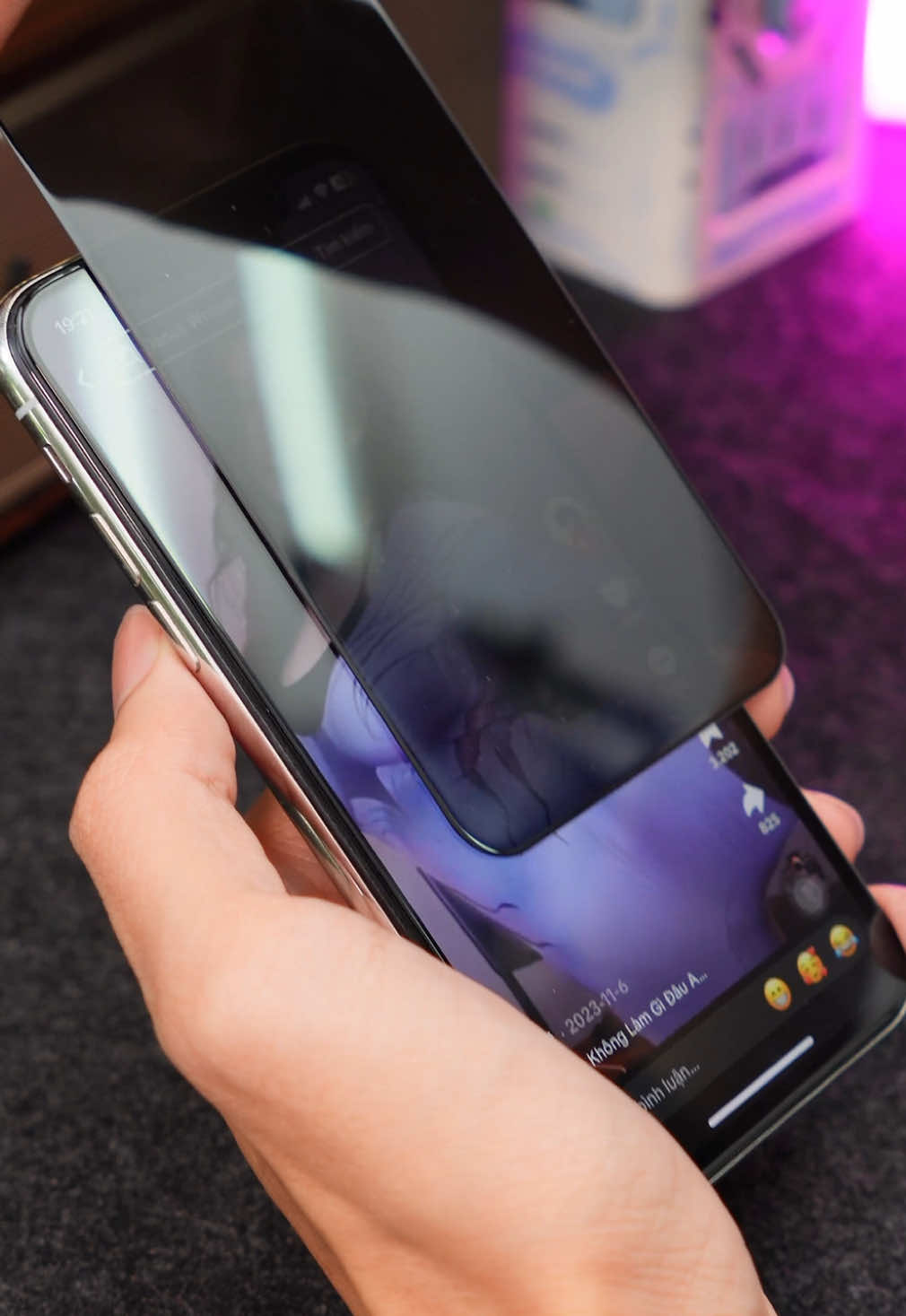 Kính cường lực Beizun cho iPhone đẹp, bền, chống vân tay sáng bóng, có đủ chống nhìn trộm và trong suốt, viền mỏng, giá siêu tiết kiệm #kinhcuongluc #kinhcuongluciphone #oplung #beizun #kinhcuonglucchongnhintrom 