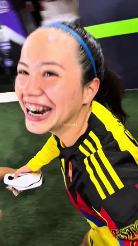 Esque es muy lindaaa🥹😭// @alesotoo20 #ligamx #ligamxfemenil #clubamerica #clubamericafemenil🇺🇦👑🦅💛💙 #alesoto 