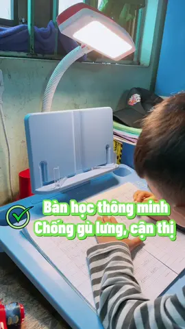 Một mẫu bàn thông minh cho bé #xuhuong #mebimreview #banhoc #banhocthongminh #banhocchonggu 