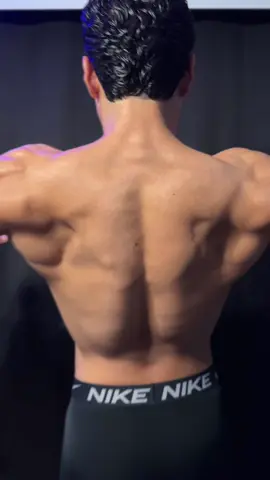 Back on the scene #foryoupage #back #backmuscles #gym #progress #latino #parati #fyp #fk8henry 
