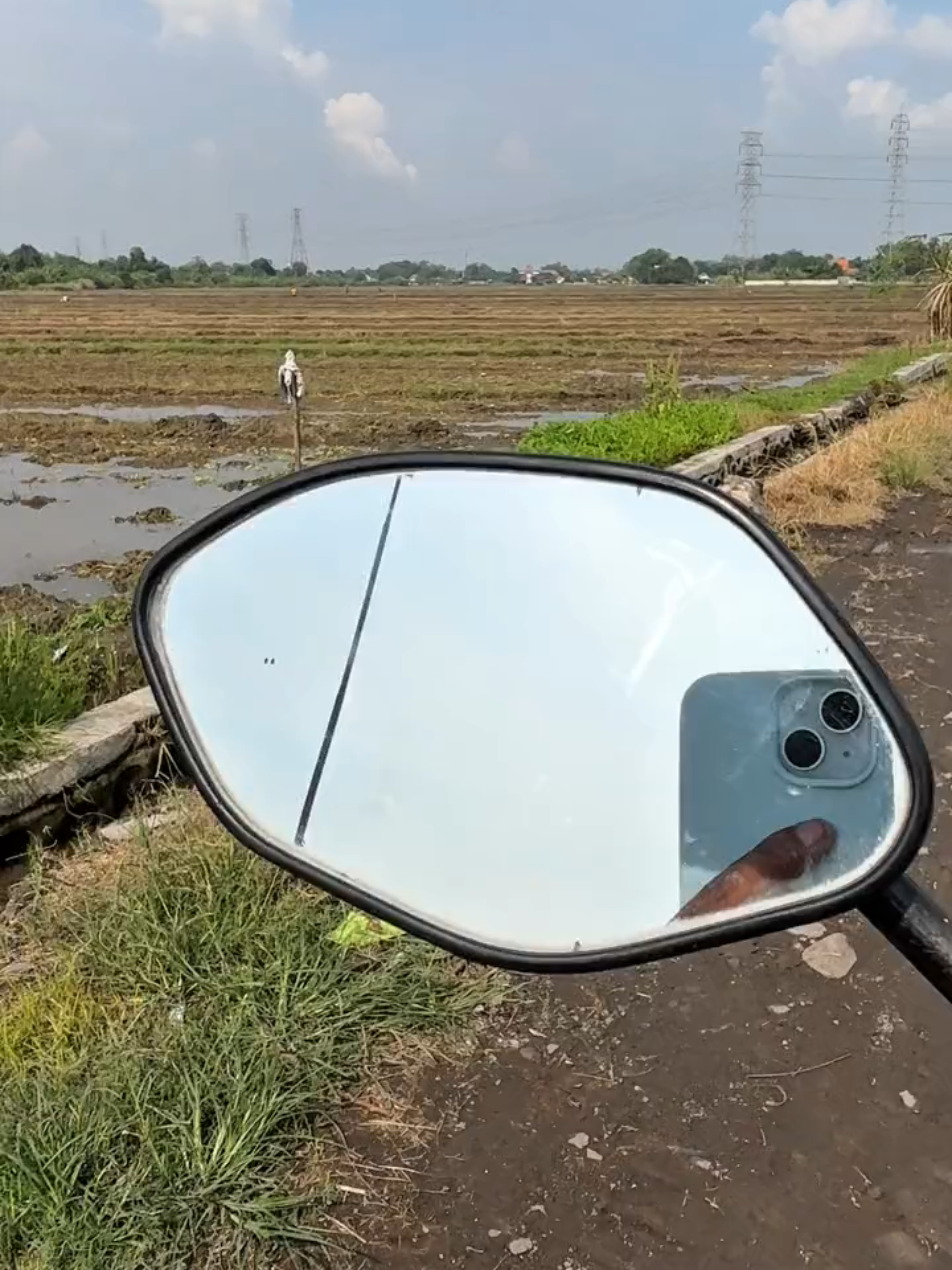 Kalau kemarin stabilizer off sekarang on dgn jalan yg lebih bergelombang gimana ada perbedaan tidak😁😁🤟🏻🤟🏻 #microsoftedge #Ccpro #4K #mSim11