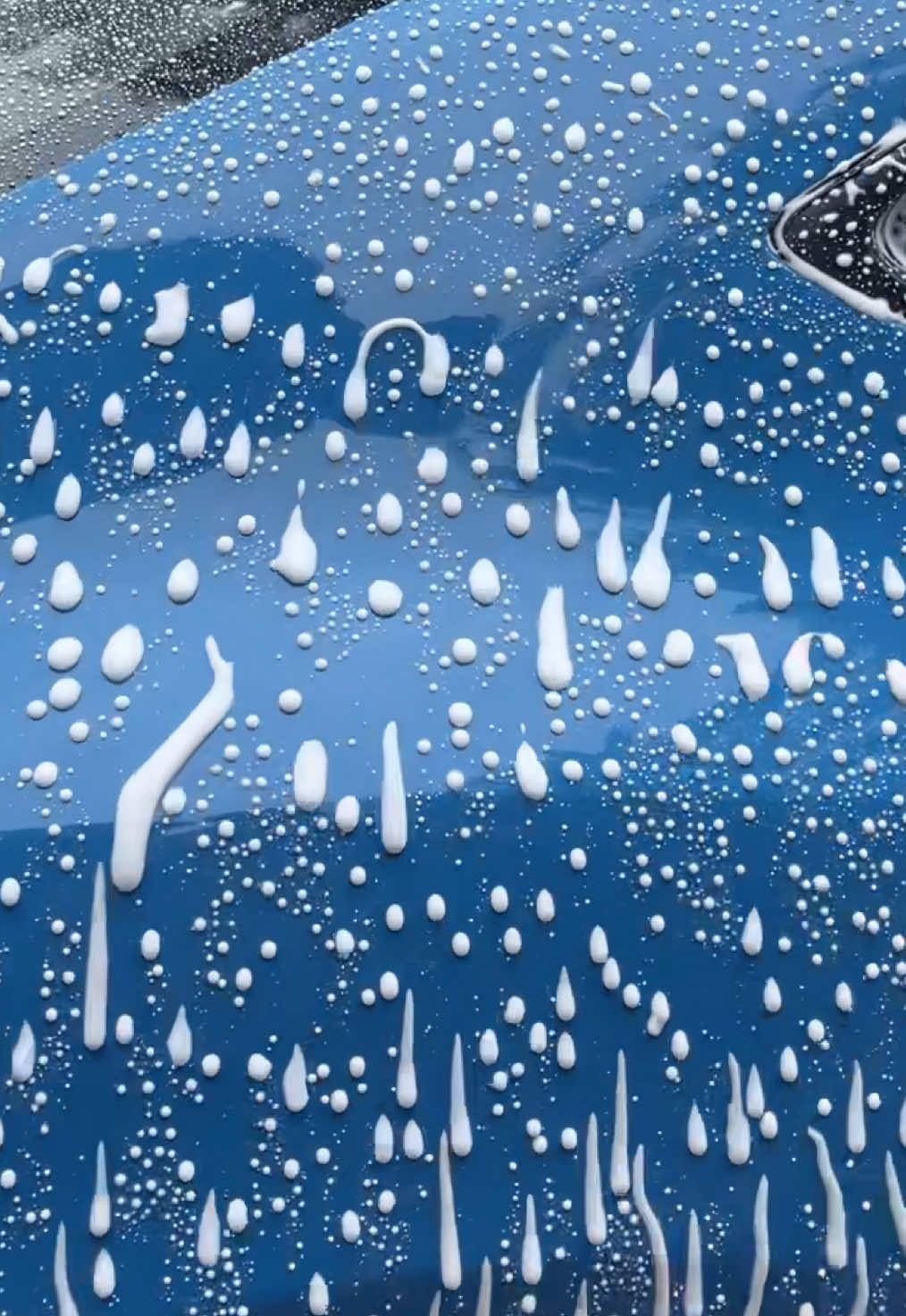 POV: you detail a ceramic coated car. #pov #povdetailing #ceramiccoating #detailing 