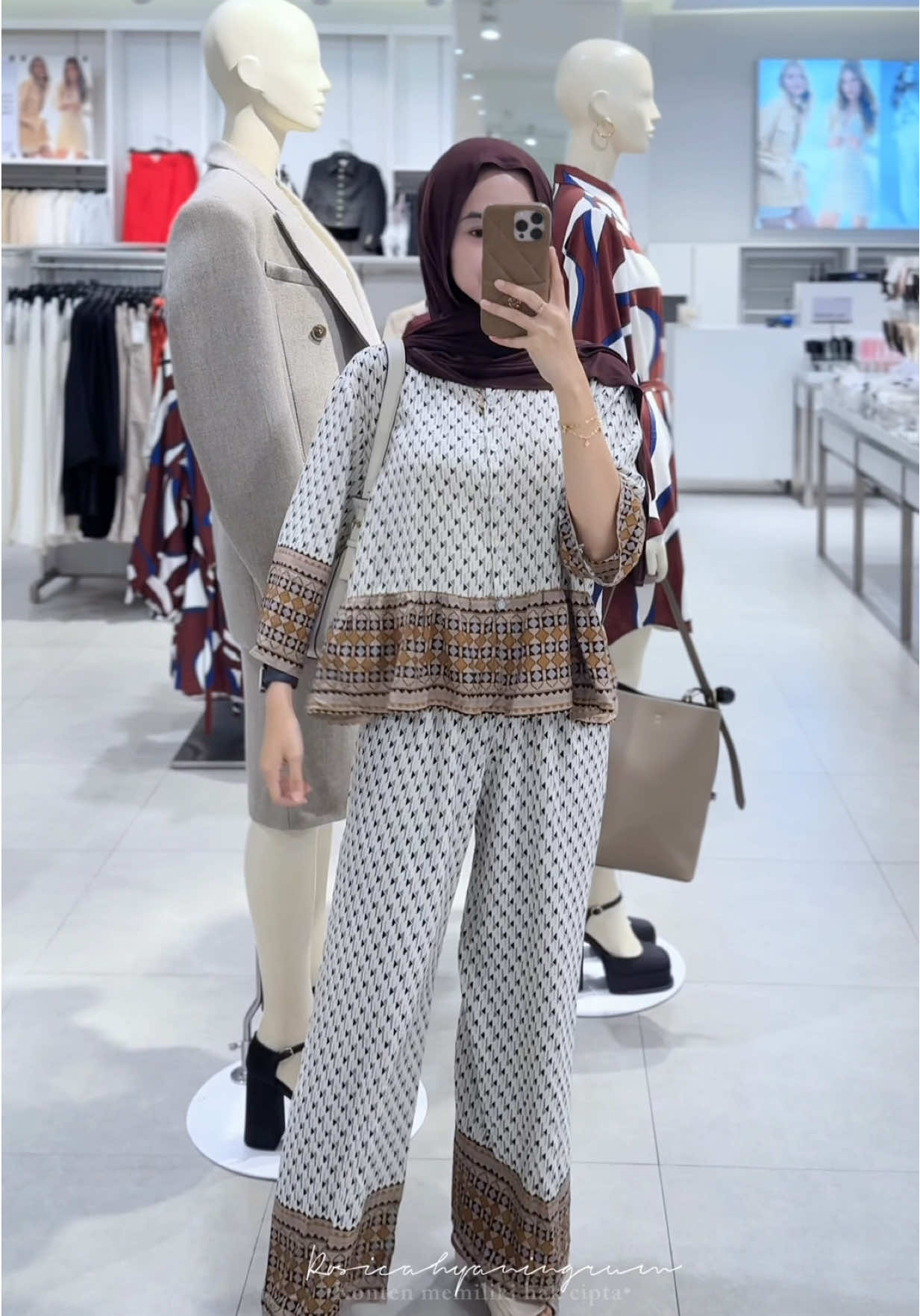 Hania Oneset -Motif Wilona 🛒🔥#fypviralシ #outfitdeas #viraltiktok 