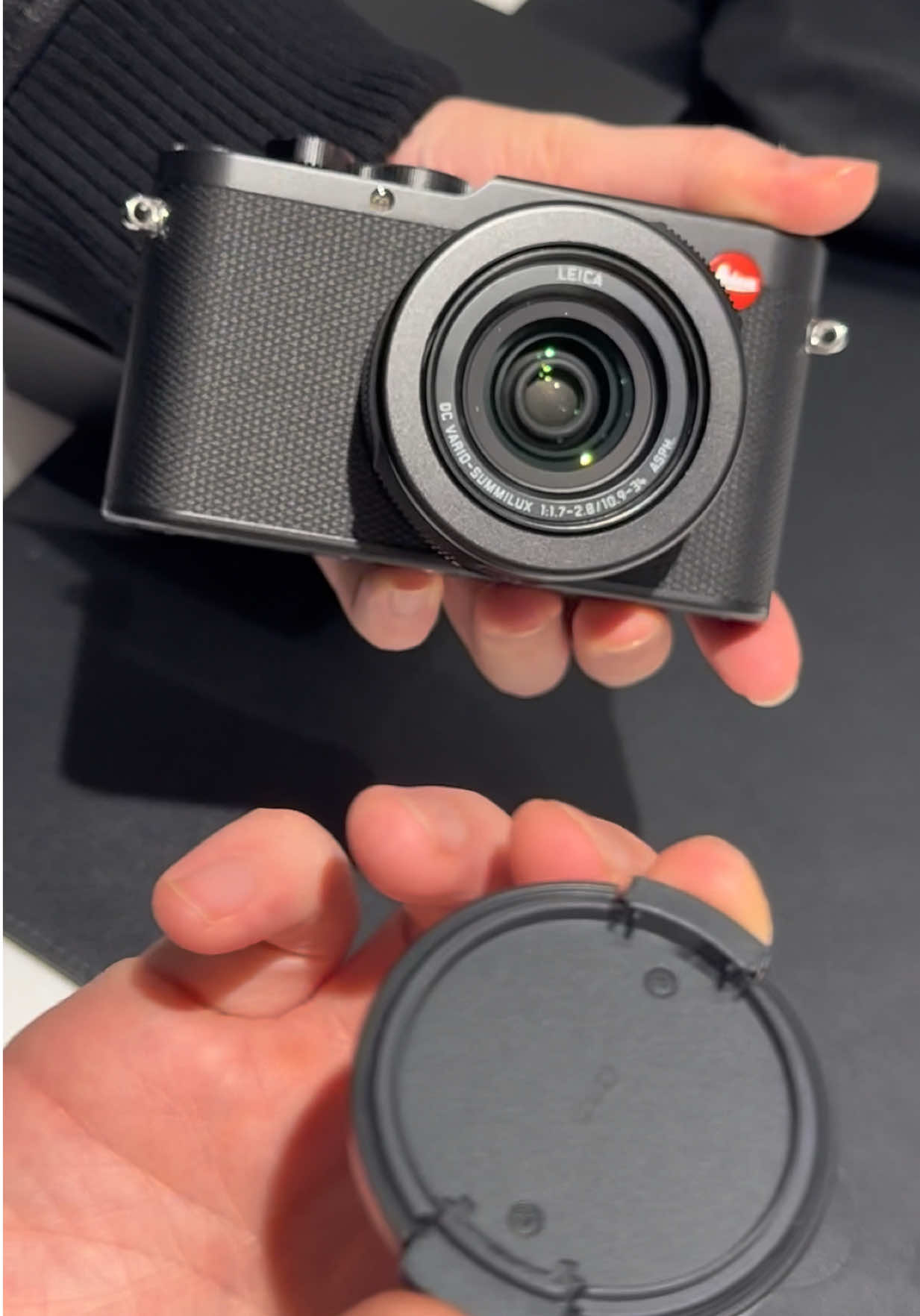 Blackpink Jennie’s Camera: Leica D-Lux 8 ✨ our newest baby - shots will be fired 📸 #leicadlux8 #jennieblackpink #jennieblackpinkofficial #leicacamera #jenniekim 