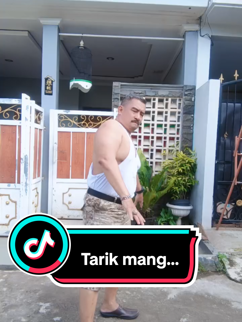 Tarik mang...tarik mang...goyang sampe pagi...#Hiburan Minggu...#Asyik dan menghibur...
