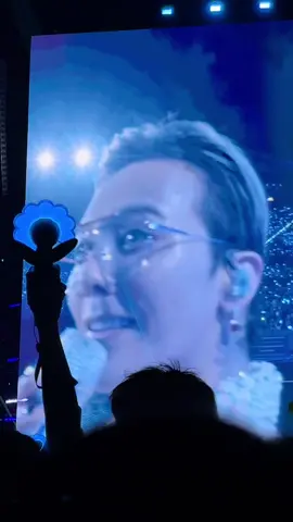 Sáng mở mắt dạy thấy ảnh hôn gió😀🫶#gdragon #gdragonconcert #gd #kwonjiyong #xuhướng 