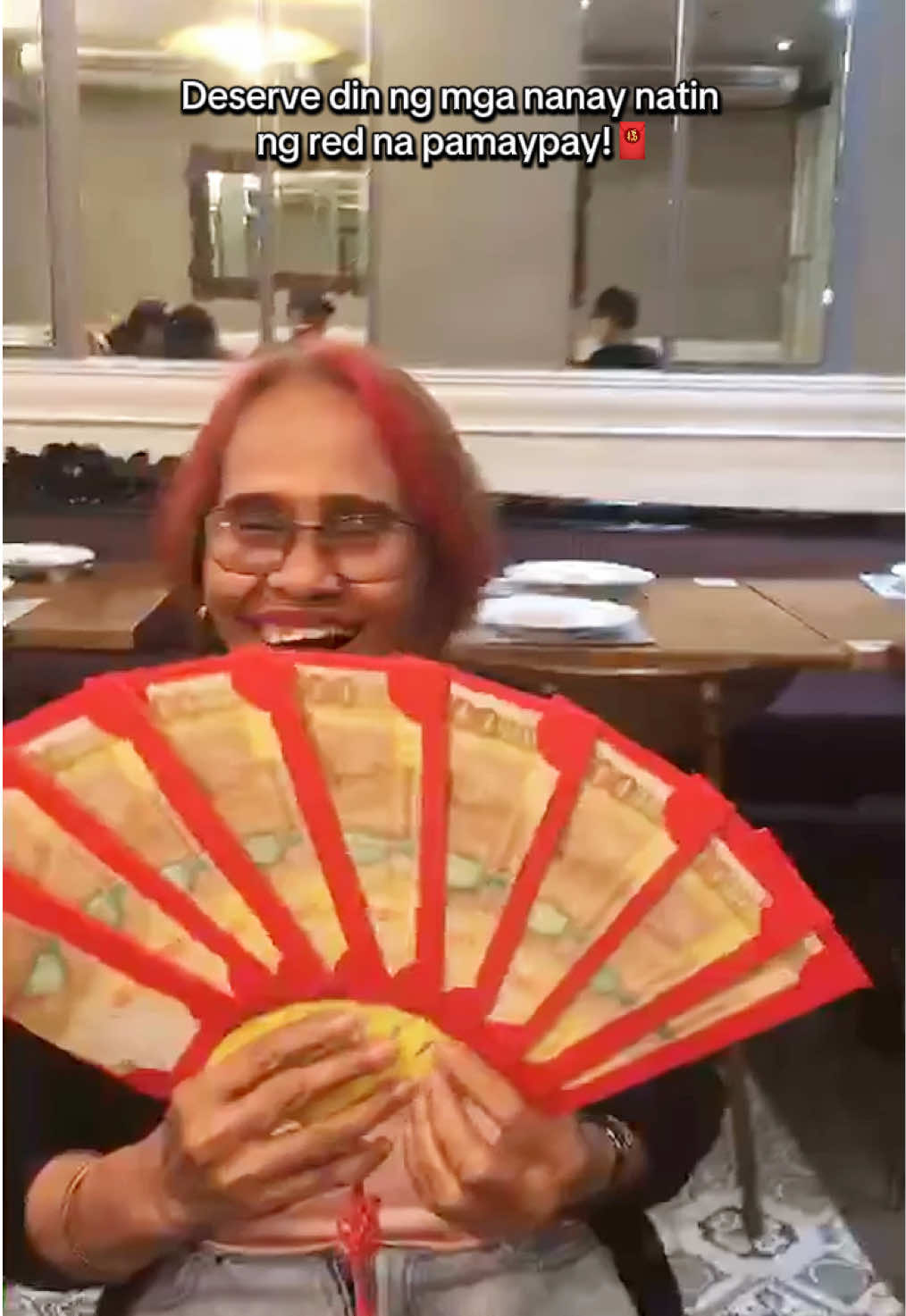 Sign na to para regaluhan nyo din yung mga nanay nyo ng ganito ‼️👌🏻🥰 #moneyampao #moneyfan #ampao #giftidea #redenvelope 