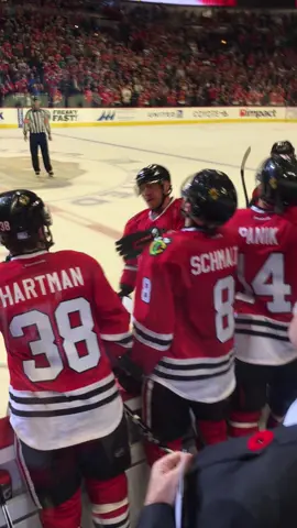 From the same late night finds this at least includes Hossa #chicagoblackhawks #NHL #latenightfinds #washingtoncapitals #chelseadagger 