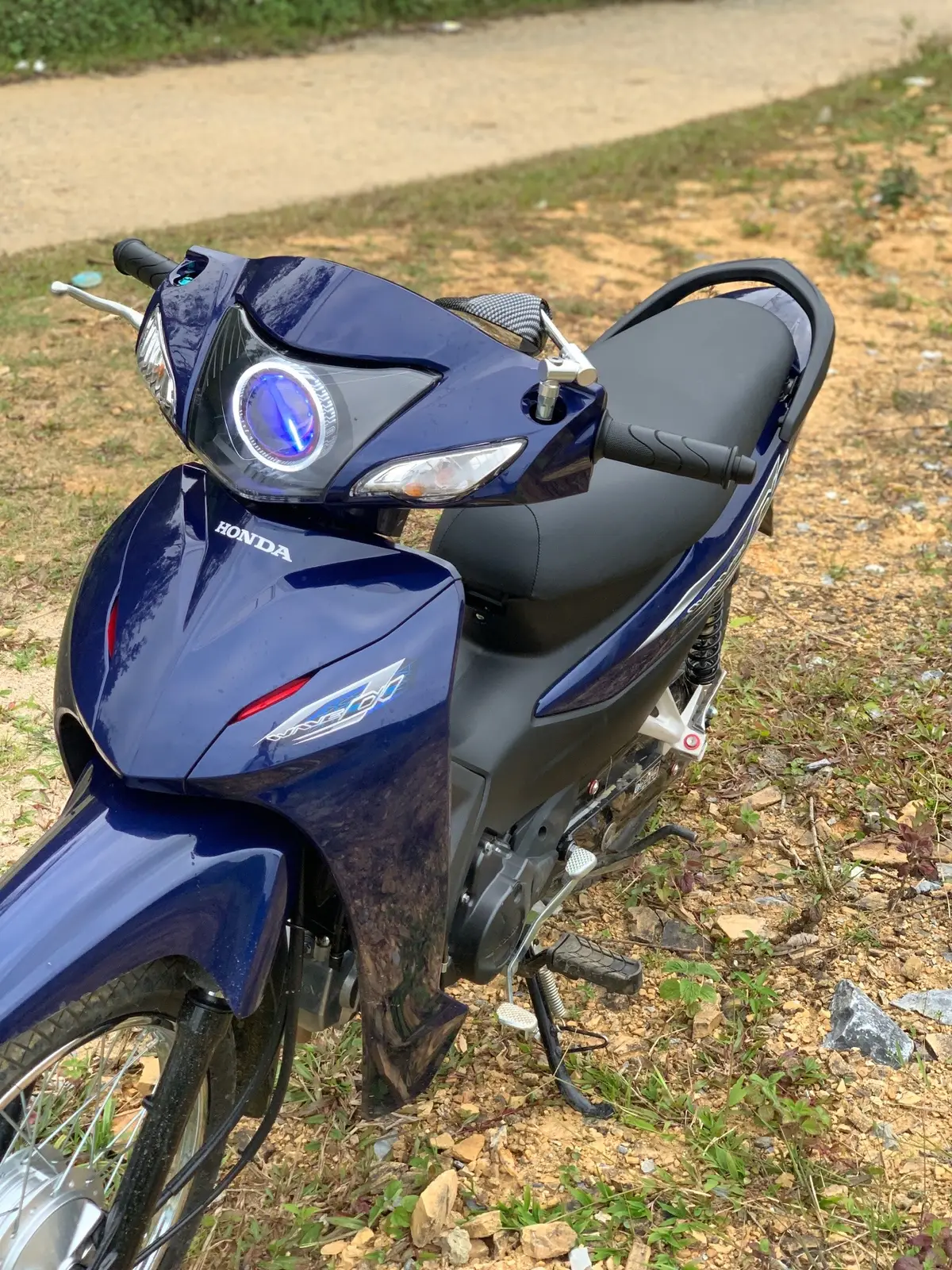 Tai nghe cứu tao 1 mạng 😆 #wave110 #xuhuongtiktok 