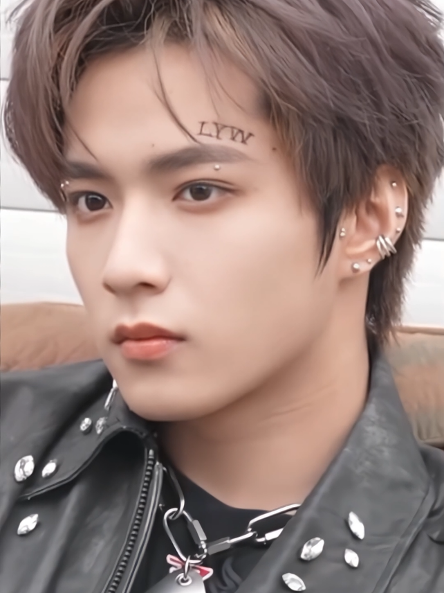 STRESSS LIU YAOWEN CAKAP BANGET😍😍😍 #liuyaowen #liuyaowen_刘耀文 #刘耀文 #tnt时代少年团 #popcorn🍿 