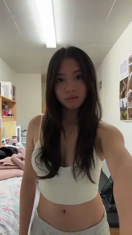 Addicted to this song #dormlife 