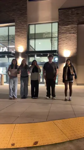 @Layla✝️ @Baka @Μπένετ🇬🇷 @Atticus☮️.206 @Liam😓😓😓 @Jasir @All About Lily Chou Chou 