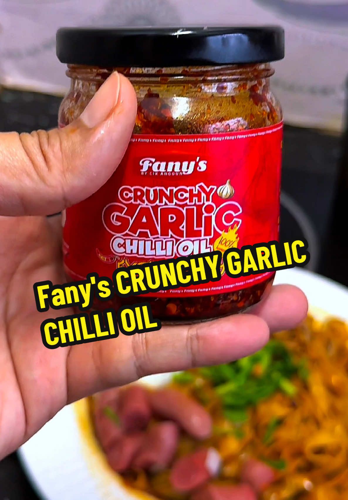 Barang padu naikkan selera makan kaw2 punya..Korang kene cuba geng!!! #crunchygarlicchillioil #chillioil #spicyfood #food #garlicchillioil 