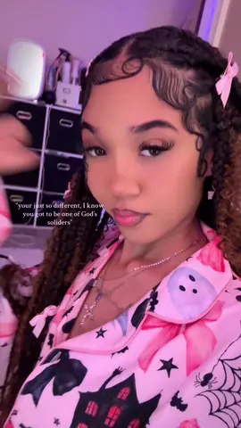 somethin that i should know🧏🏽‍♀️