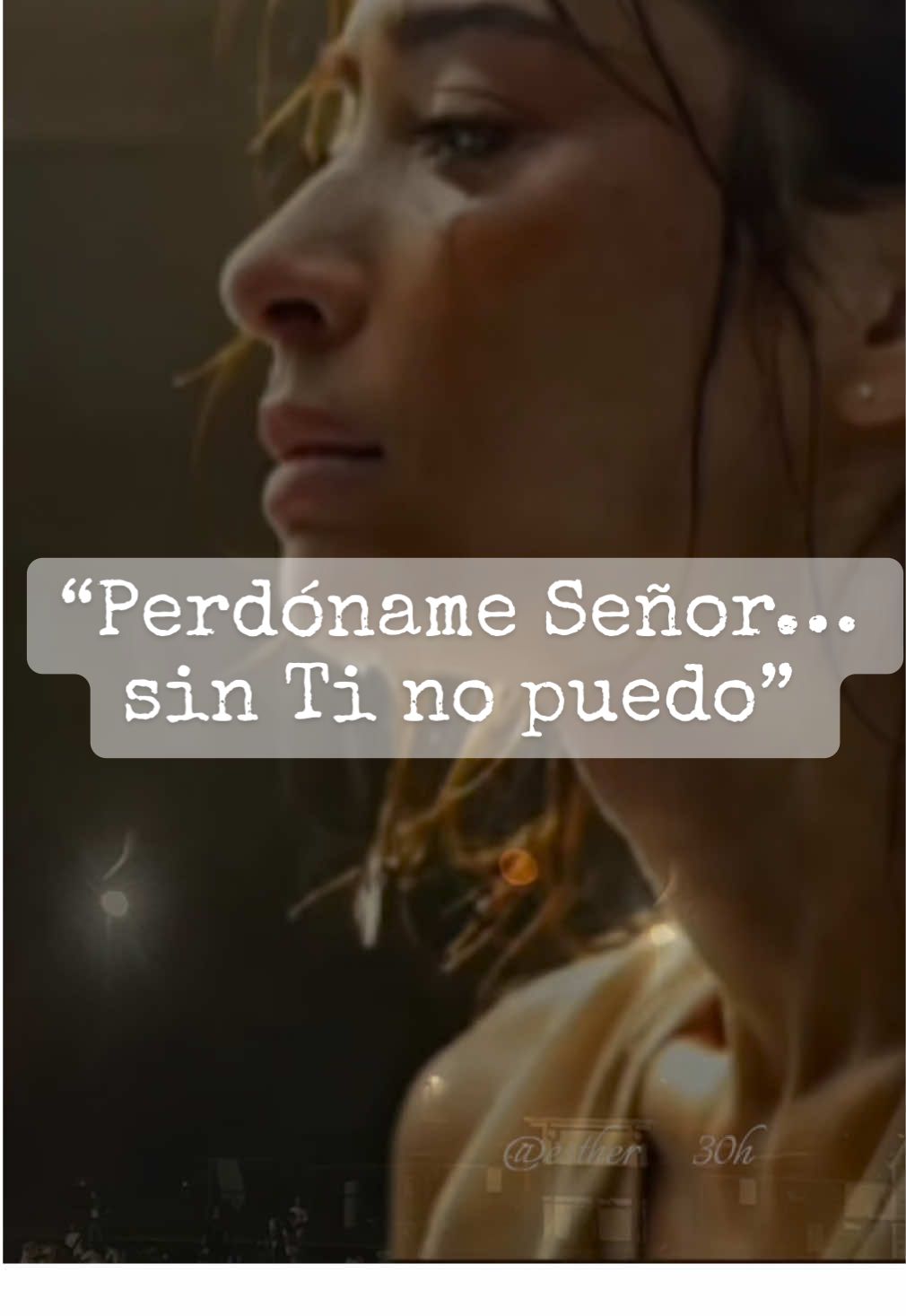 ✨Hoy vuelvo a Ti, Jesús… aun con mis fallas, no me sueltes. ✨Sin Ti no puedo vivir. ✨Abrázame una vez más. #fe #esperanza #Dioscontigo #orar #tiktokcristiano 