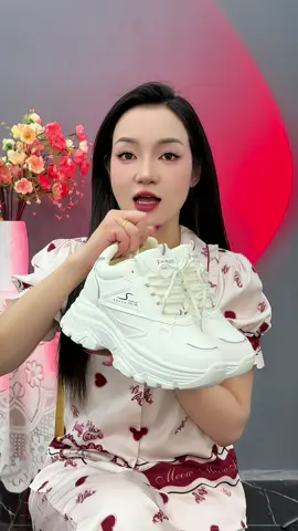 Giày thể thao chất ngầu #giaydep #giaythethao #thoitrang #phoidoxinh #myhanhstore 