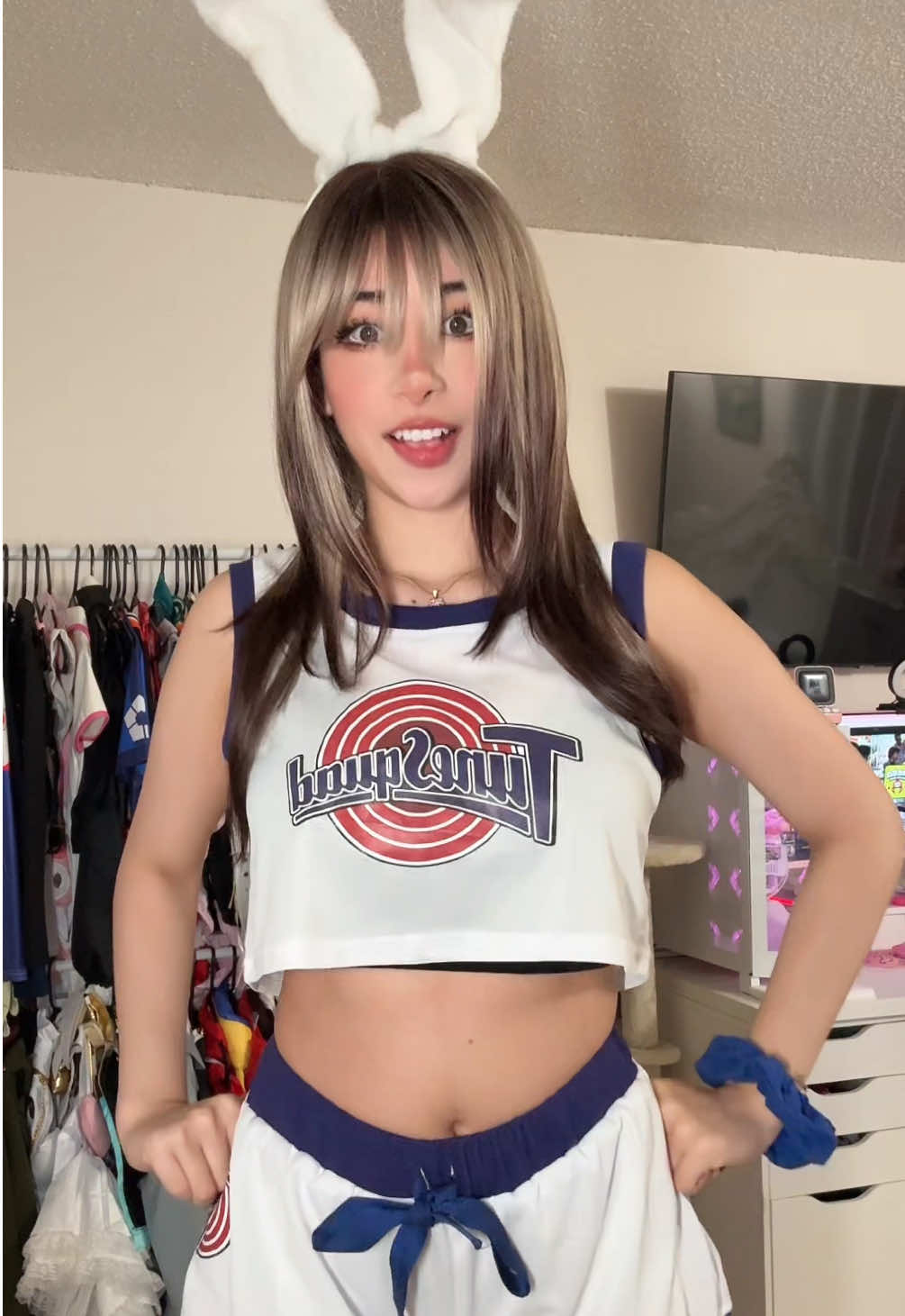 My last vid was blurry nooo :’( #cosplay #dance 