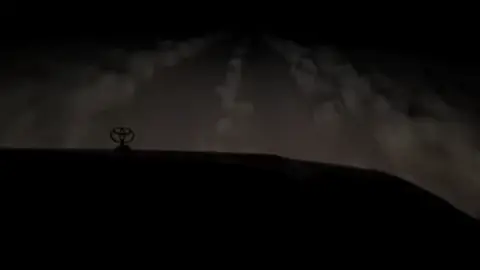 اقدع وغن وهات خافي لحونك . #علي_بن_رفده #fyppppppppppppppppppppppp #اكسبلور #fyp #viral 