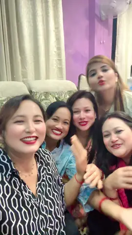 #contains: katti ramailo bhayo hai hijo💐♥️♥️#friendsforever♥️♥️ #fullyfun♥️♥️@꧁༒☬sanjib☬༒꧂ @(💜