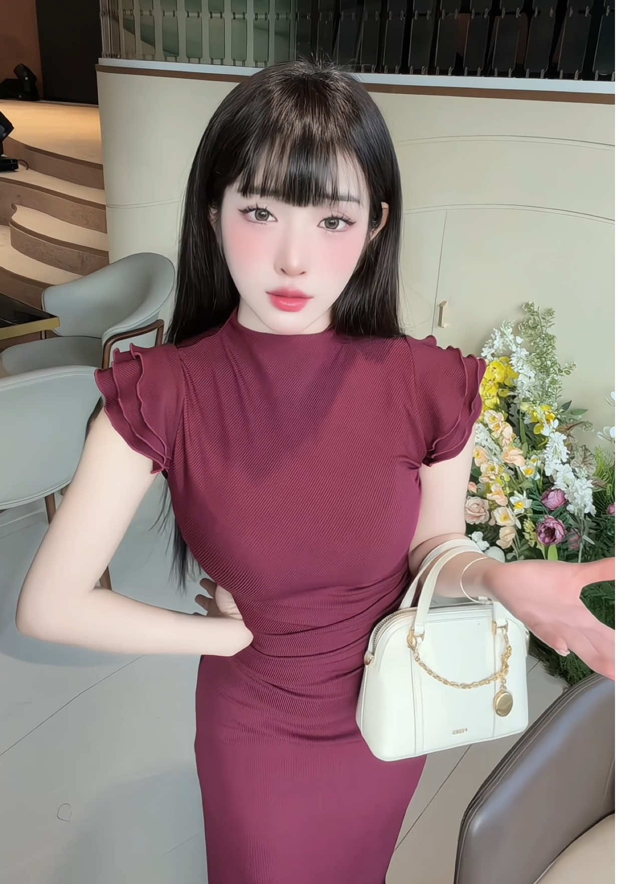 Nhỏ đó đẹp hay tui đẹp #simihouse #vaybody #simihousechuyenvay 