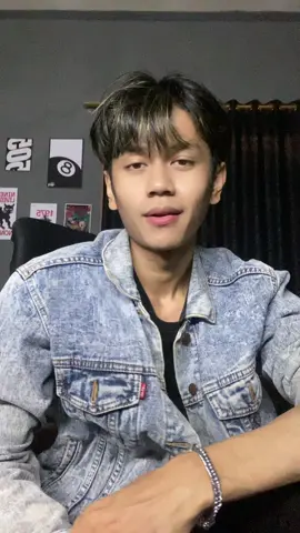 all over the phone <3