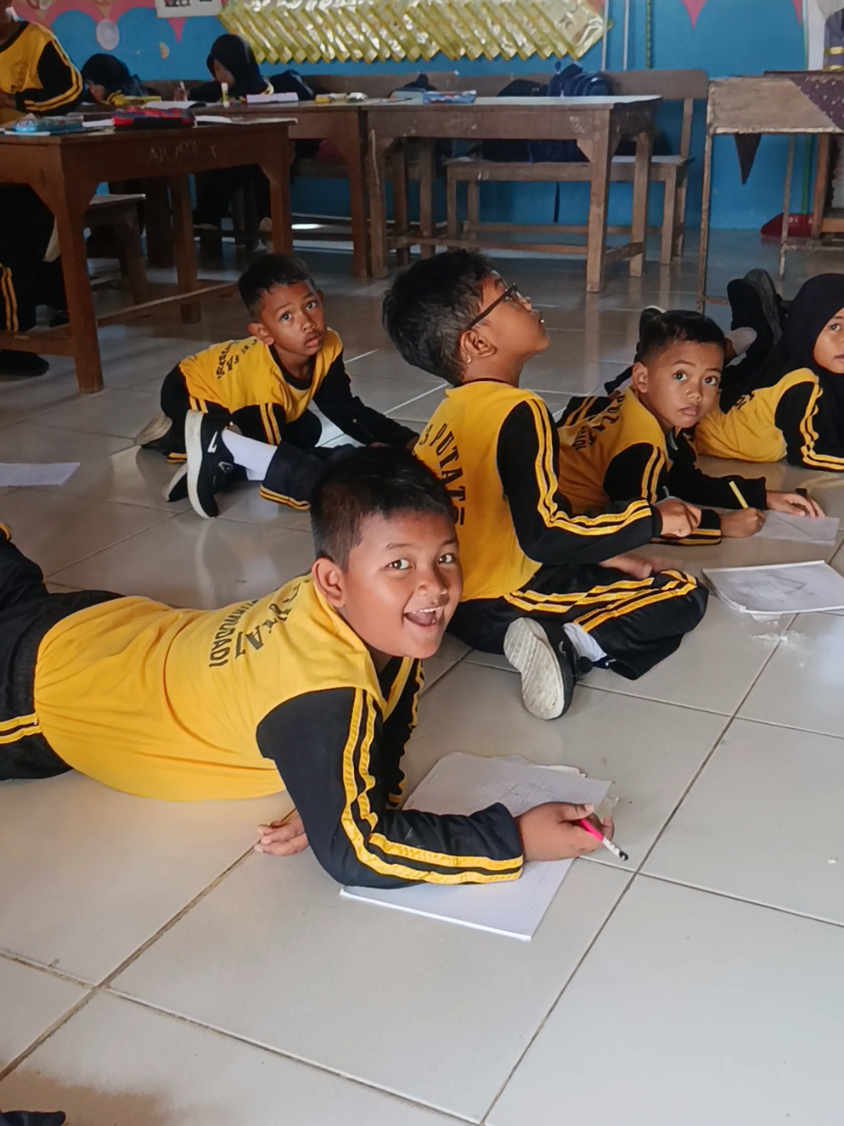 Apa itu soft spoken? 😄 #softspoken #kelas1sd #gurusd 